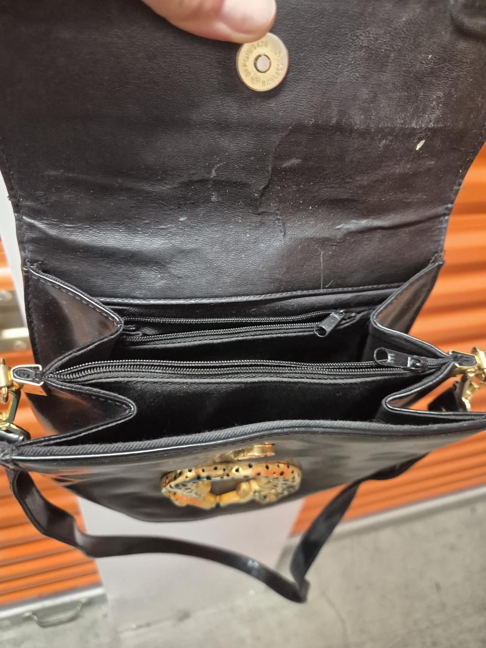 Vintage Black Crossbody Bag with Gold Jaguar Accent - Picture 5 of 5